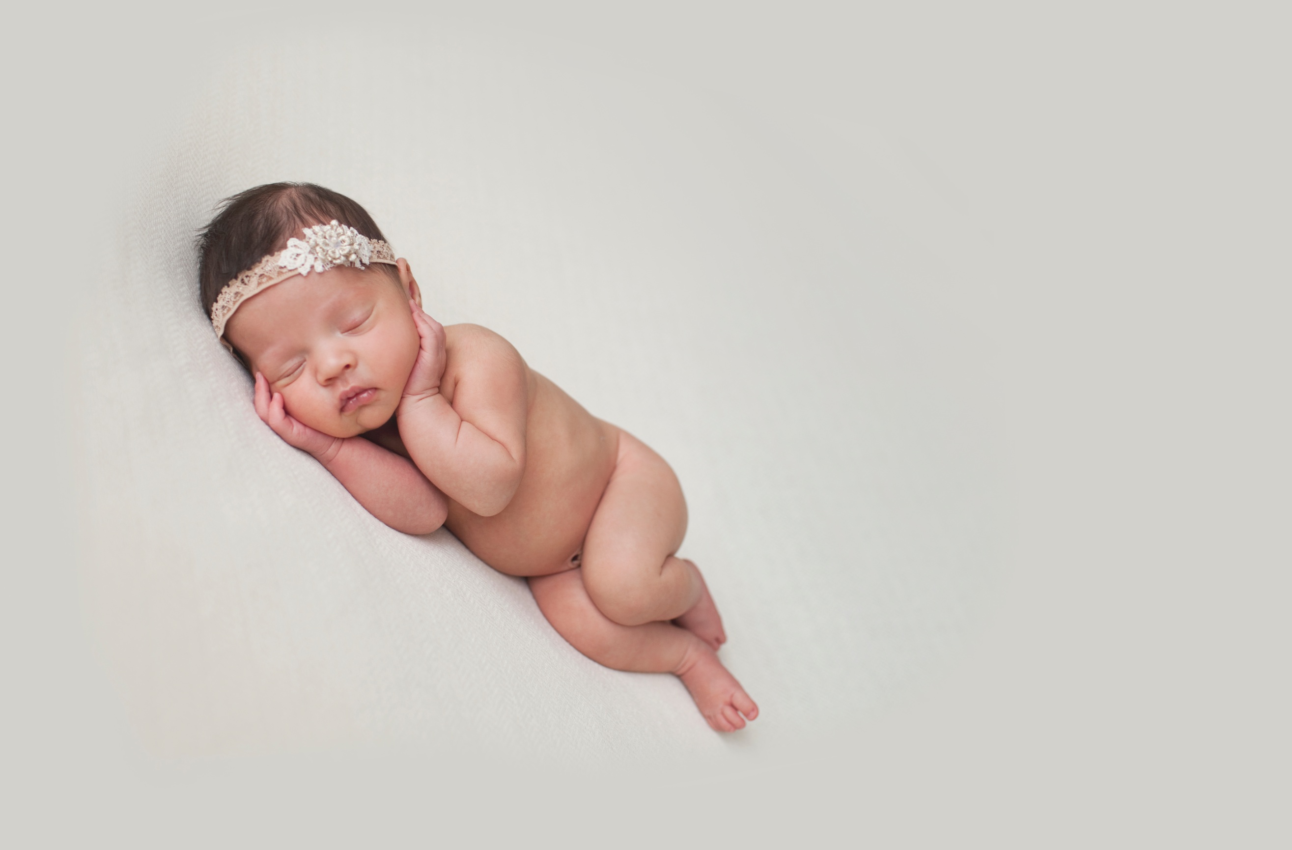 best-newborn-photographers-los-angeles