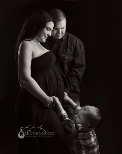 Riverside Pregnancy Photography