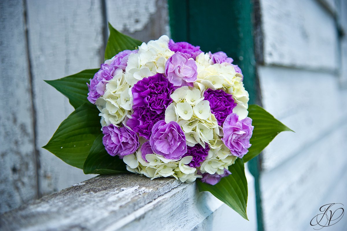Saratoga Wedding Photographer, upstate wedding photographer, outdoor wedding photo, wedding bouquet photo, wedding detail shots
