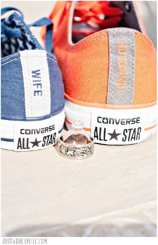 husband and wife converse