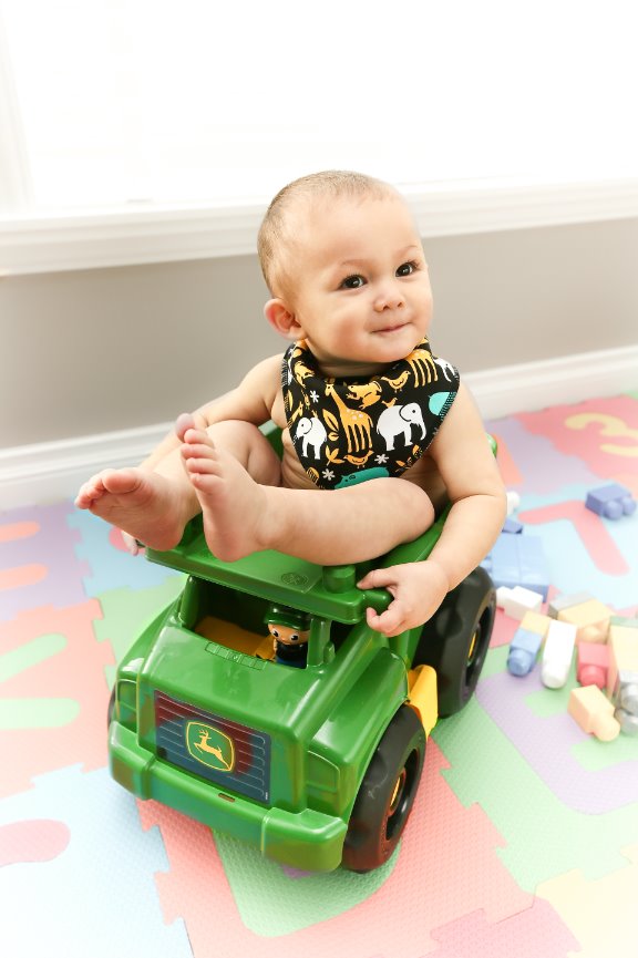 SHOP Organic Cotton Bandana Bibs - Fleece