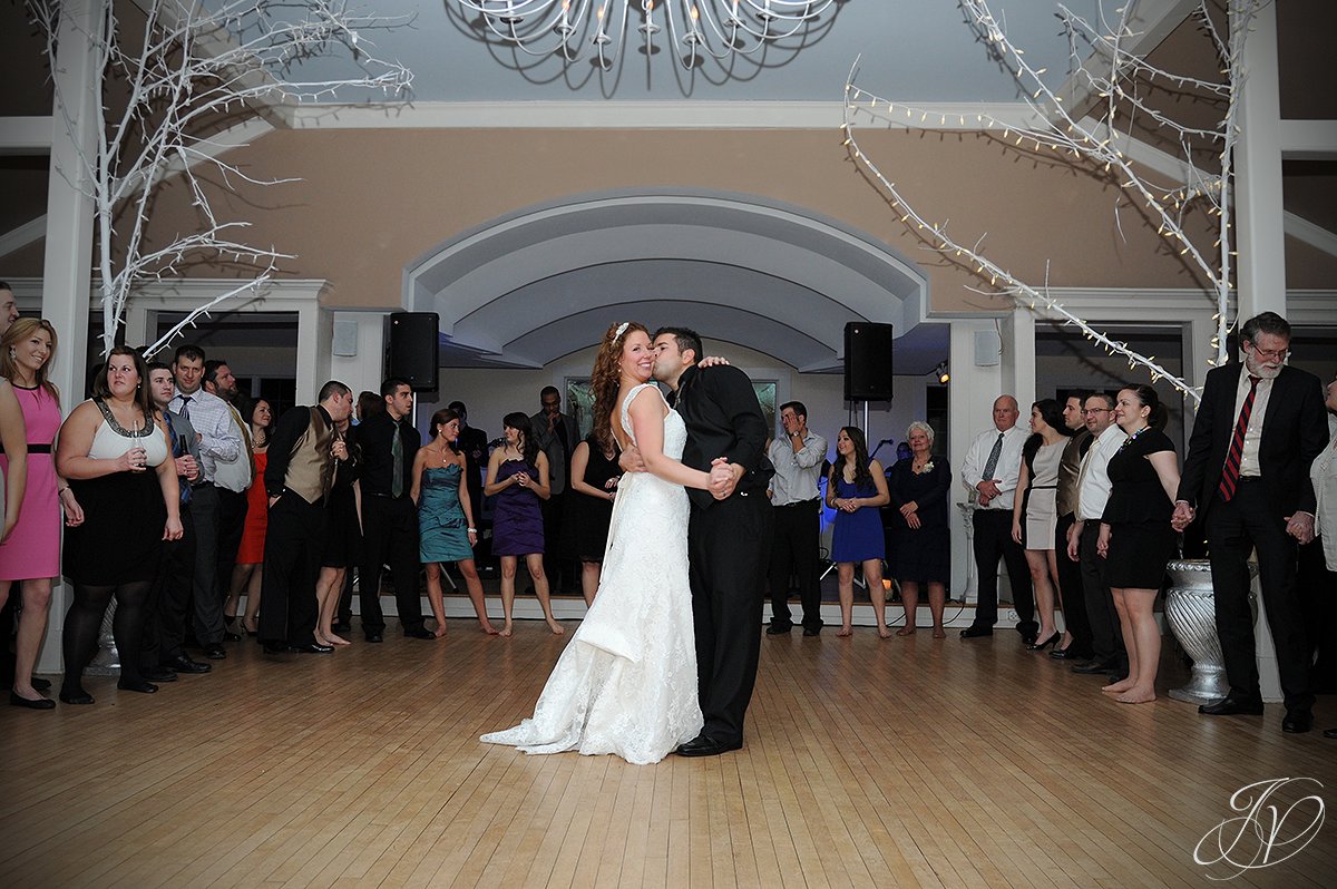 wedding reception candid photos, Crooked Lake House wedding, old daley inn, Albany Wedding Photographer, wedding reception photos, reception candid photos