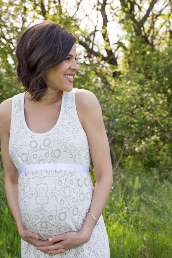 When Three Becomes Four - Kansas City Maternity Photographer