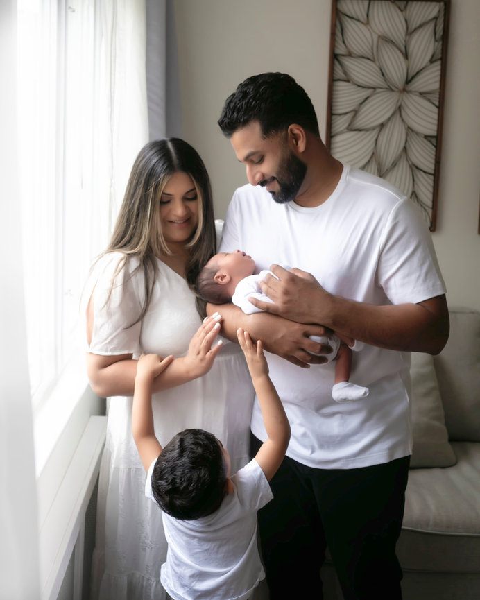 When Should You Schedule Your Maternity Photos on Long Island?