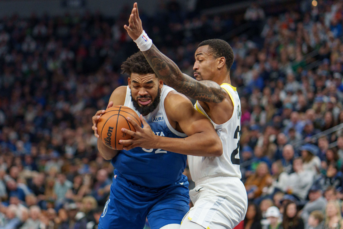 Chanhassen sweeps Chaska in boys and girls double header