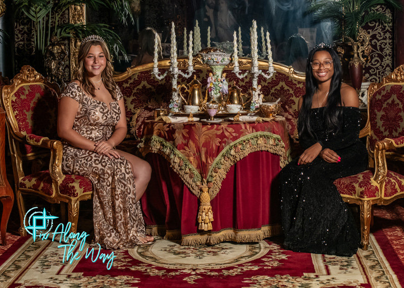 Clinton Iowa Senior Pictures, Pix Along The Way, Greg, Prince of Peace