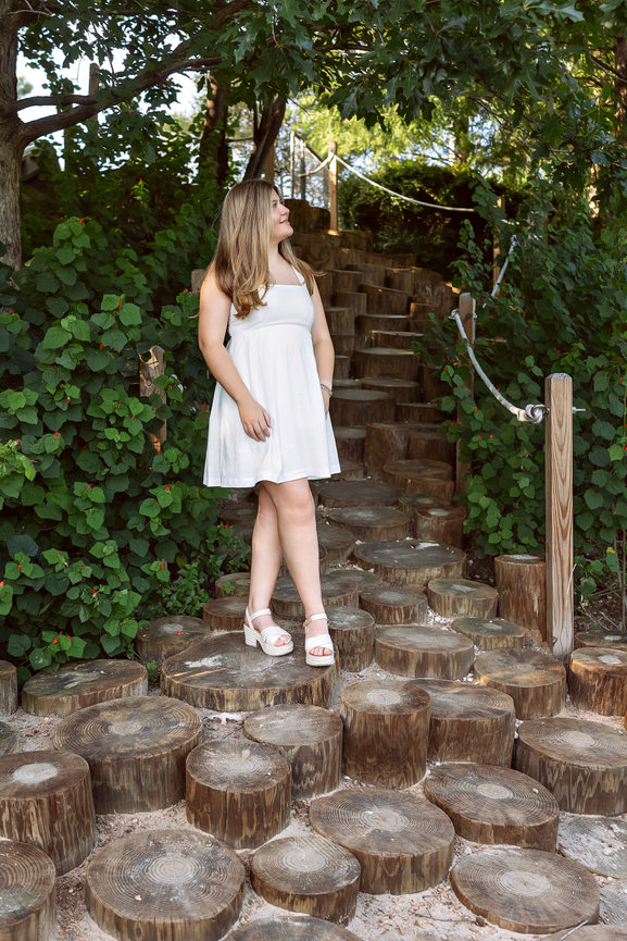 Sweet Halle Houston Senior Photographer
