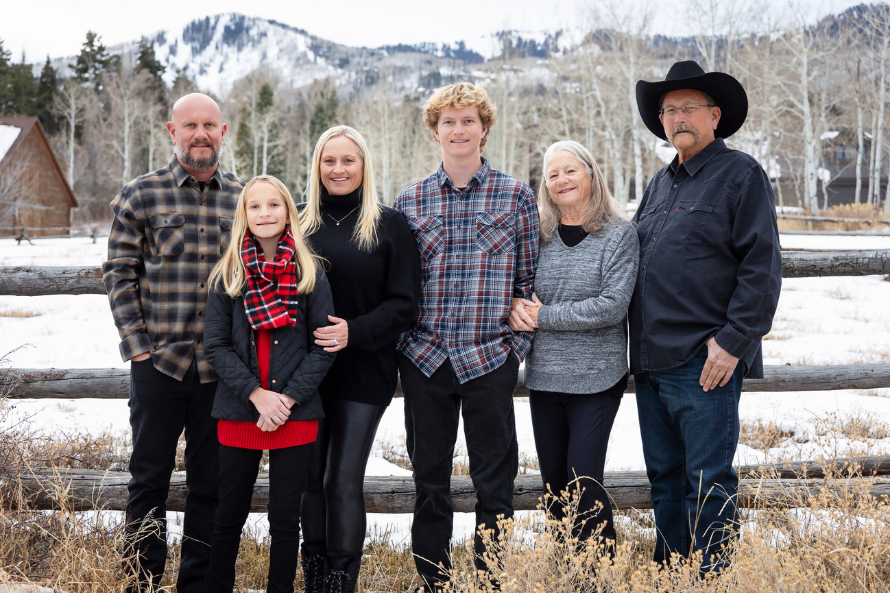 Magical Winter Family Photos in Park City & Salt Lake City, Utah ❄️