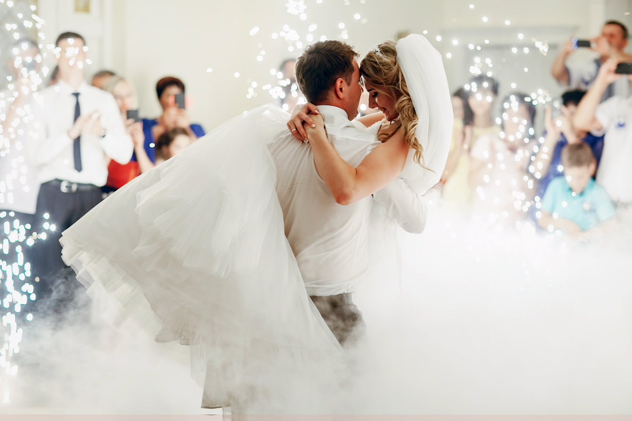 Summer Lovin' Weddings : 2 Essential Tips for Summer Weddings