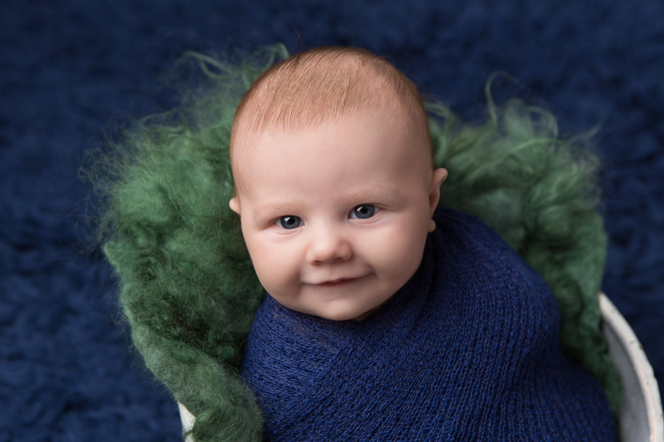 Hailee's Studio Maternity Session - Augusta, Wisconsin