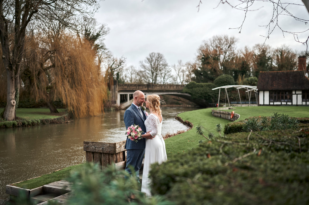 Gaynes Park Summer Wedding - Harriet & Ed