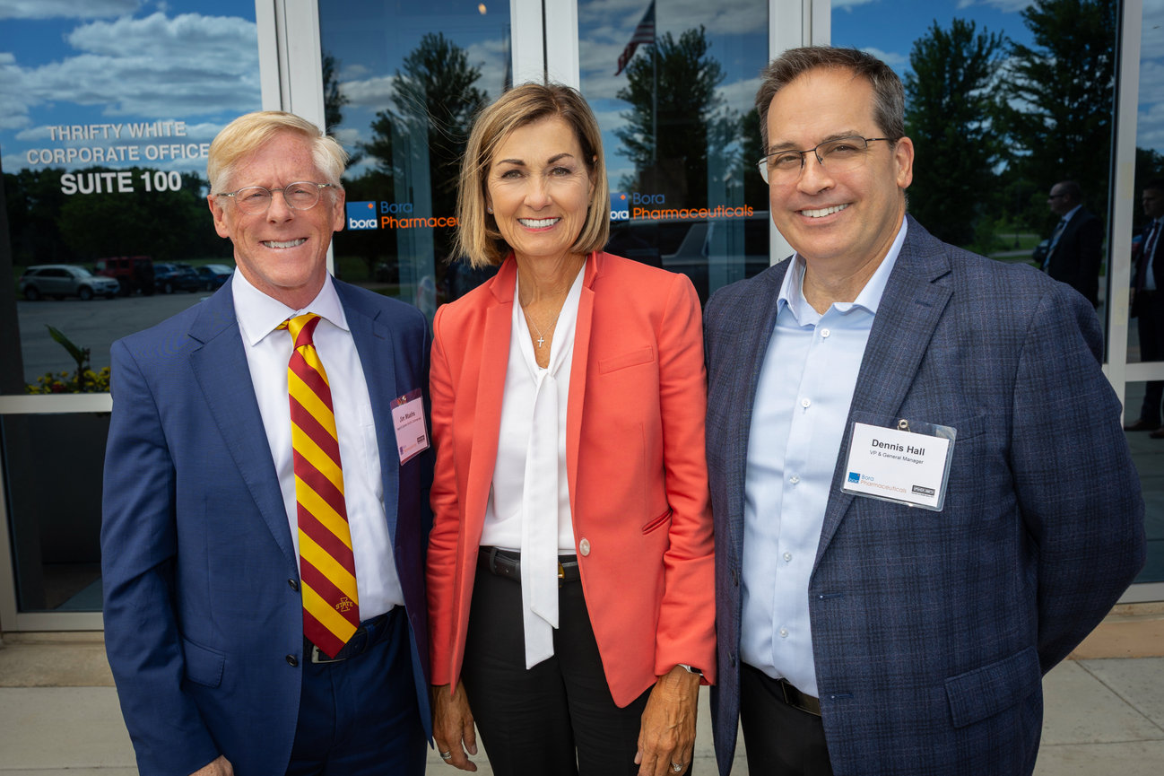 Sarah – Lakeville North High School Senior Portraits