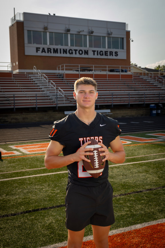 Sarah – Lakeville North High School Senior Portraits