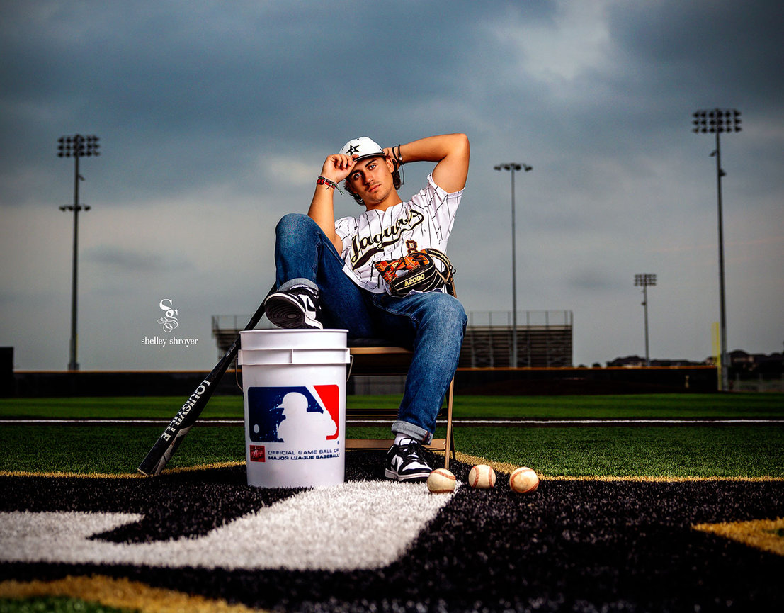 Moe and Gene Johnson High School Senior Photo Session {Wimberley Photographer}