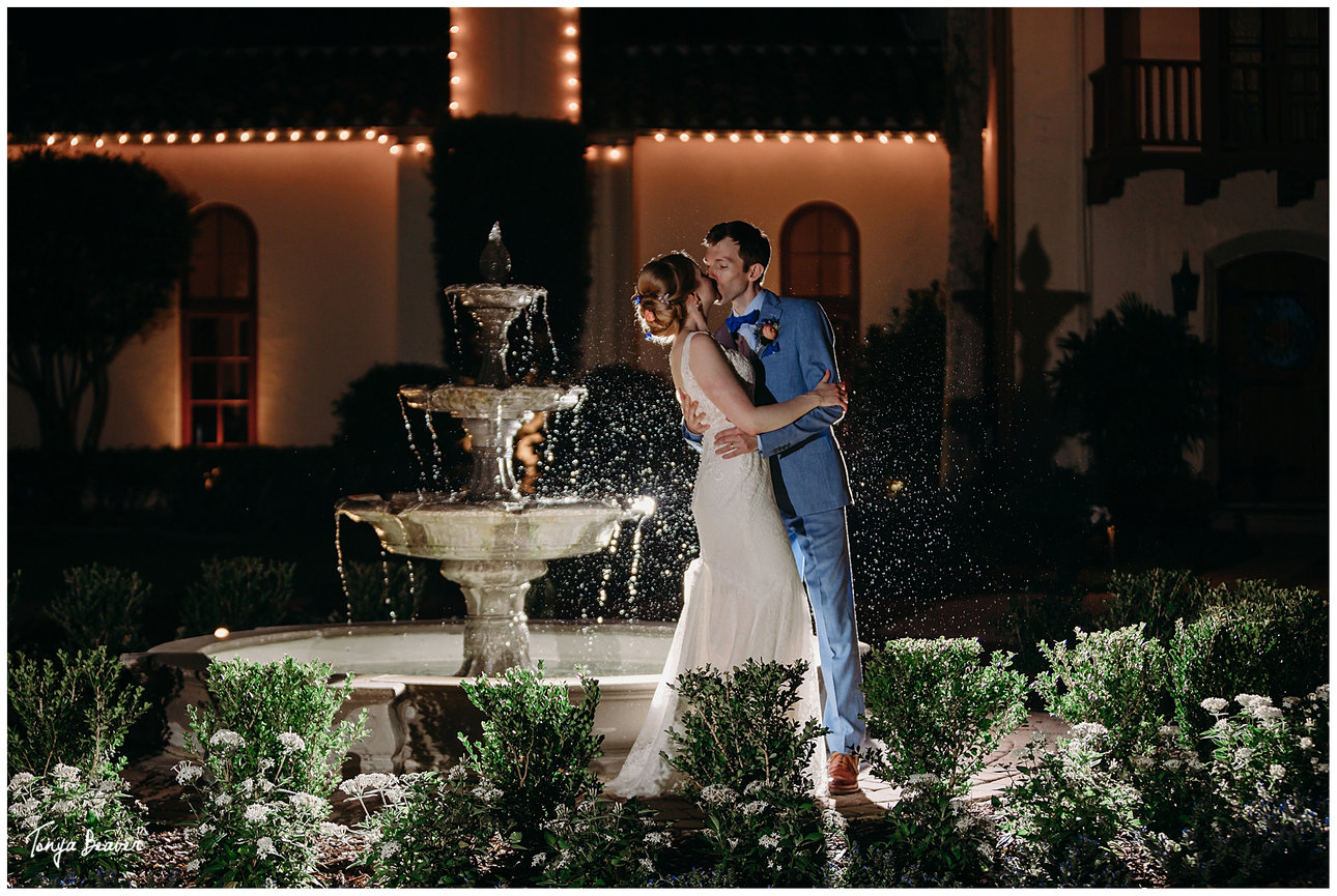 Vintage car couples shoot