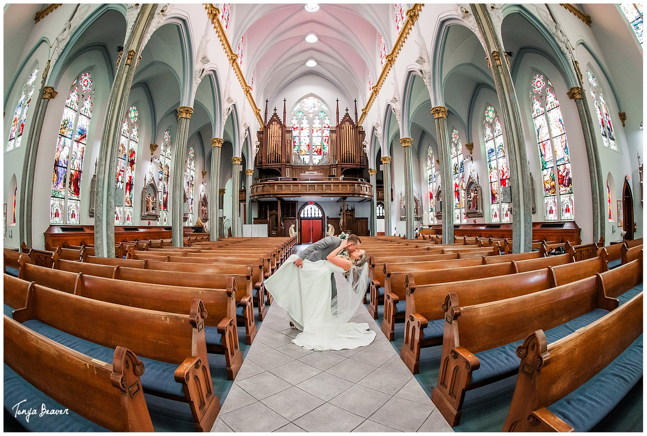 Vintage car couples shoot