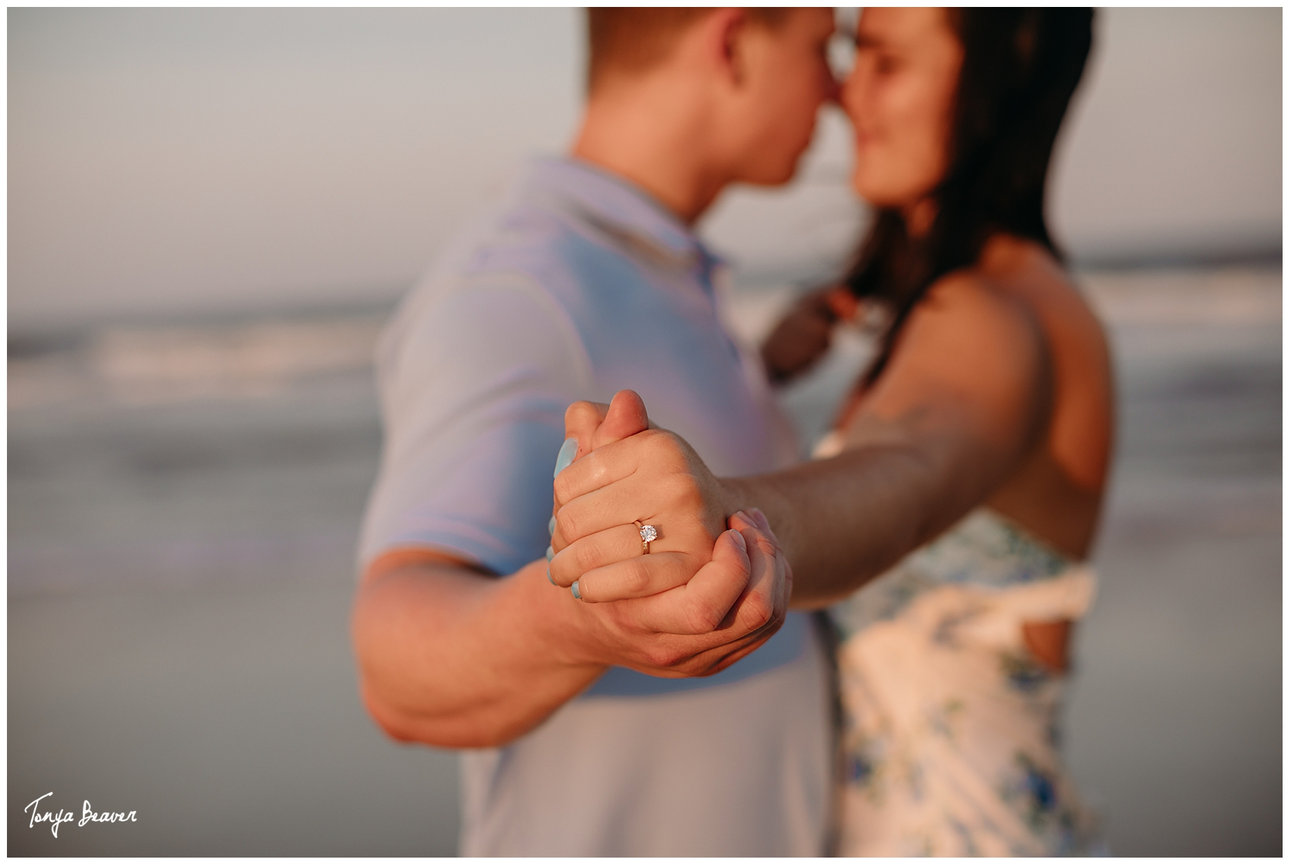 Vintage car couples shoot