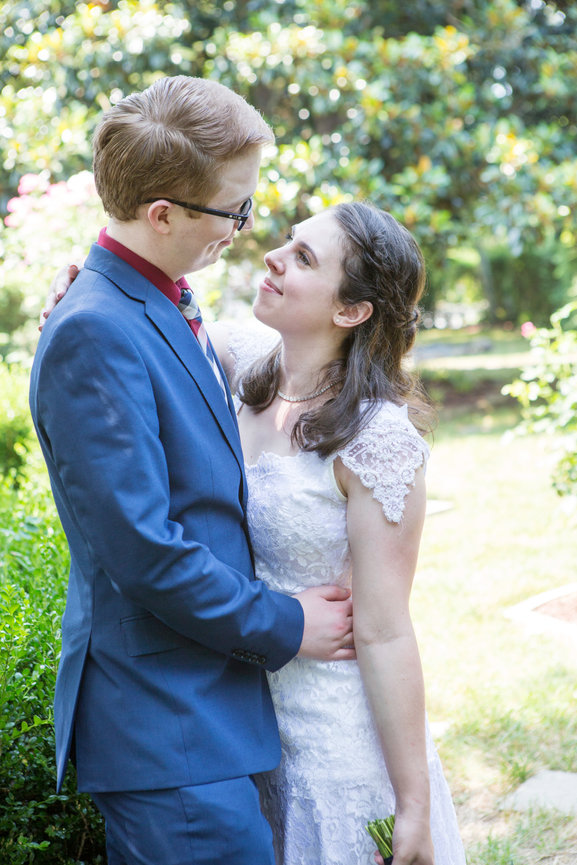 Summertime Garden Engagement Session