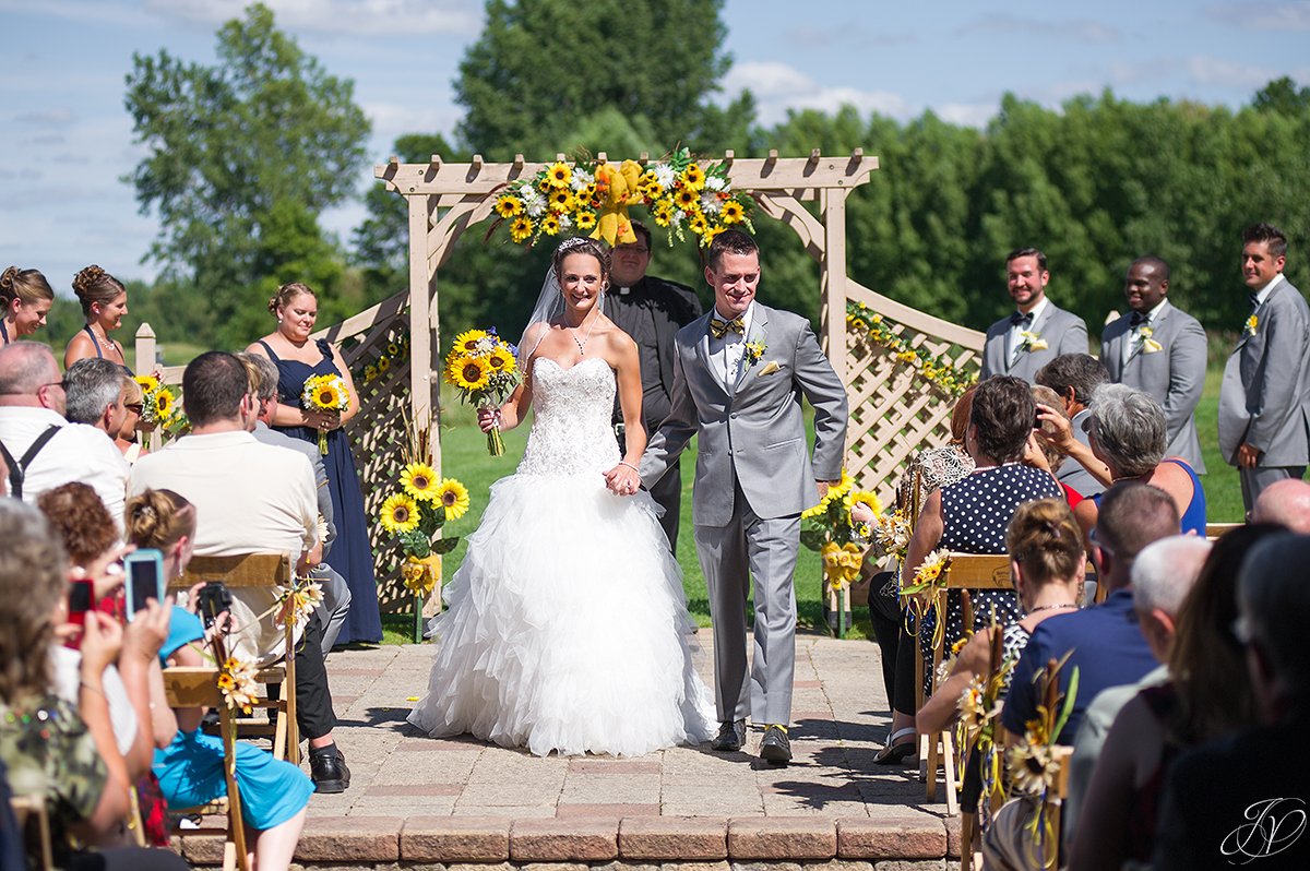 ceremony Timberlodge at Arrowhead Golf Club