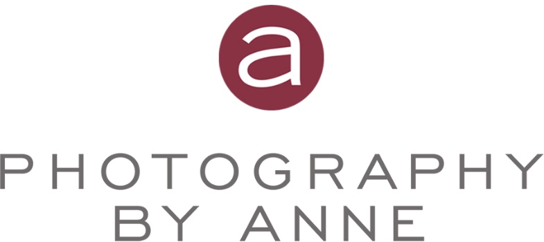 PHOTOGRAPHY BY ANNE, INC. Logo