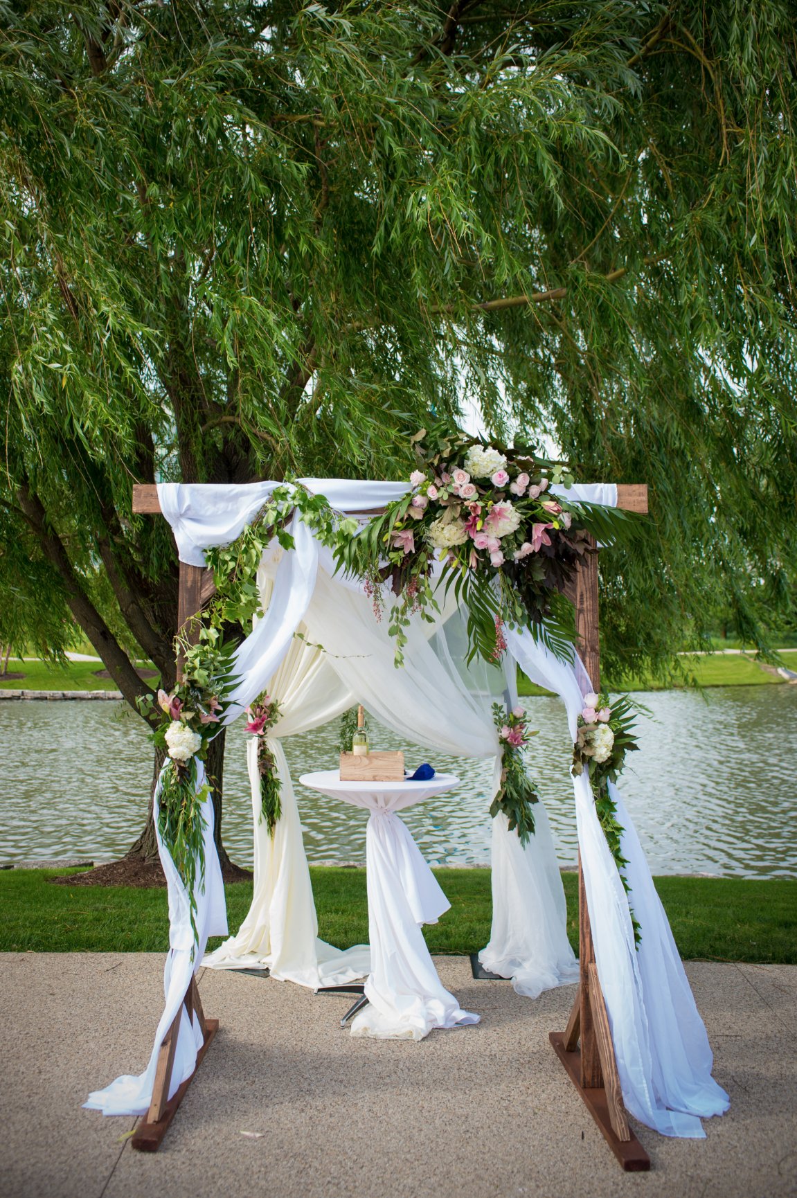 Astrid and David Westin Itasca Outdoor Wedding - Izabela Mazur