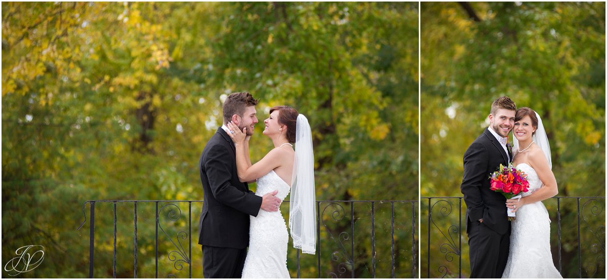 bridal portrait scenic fall glen sanders mansion wedding