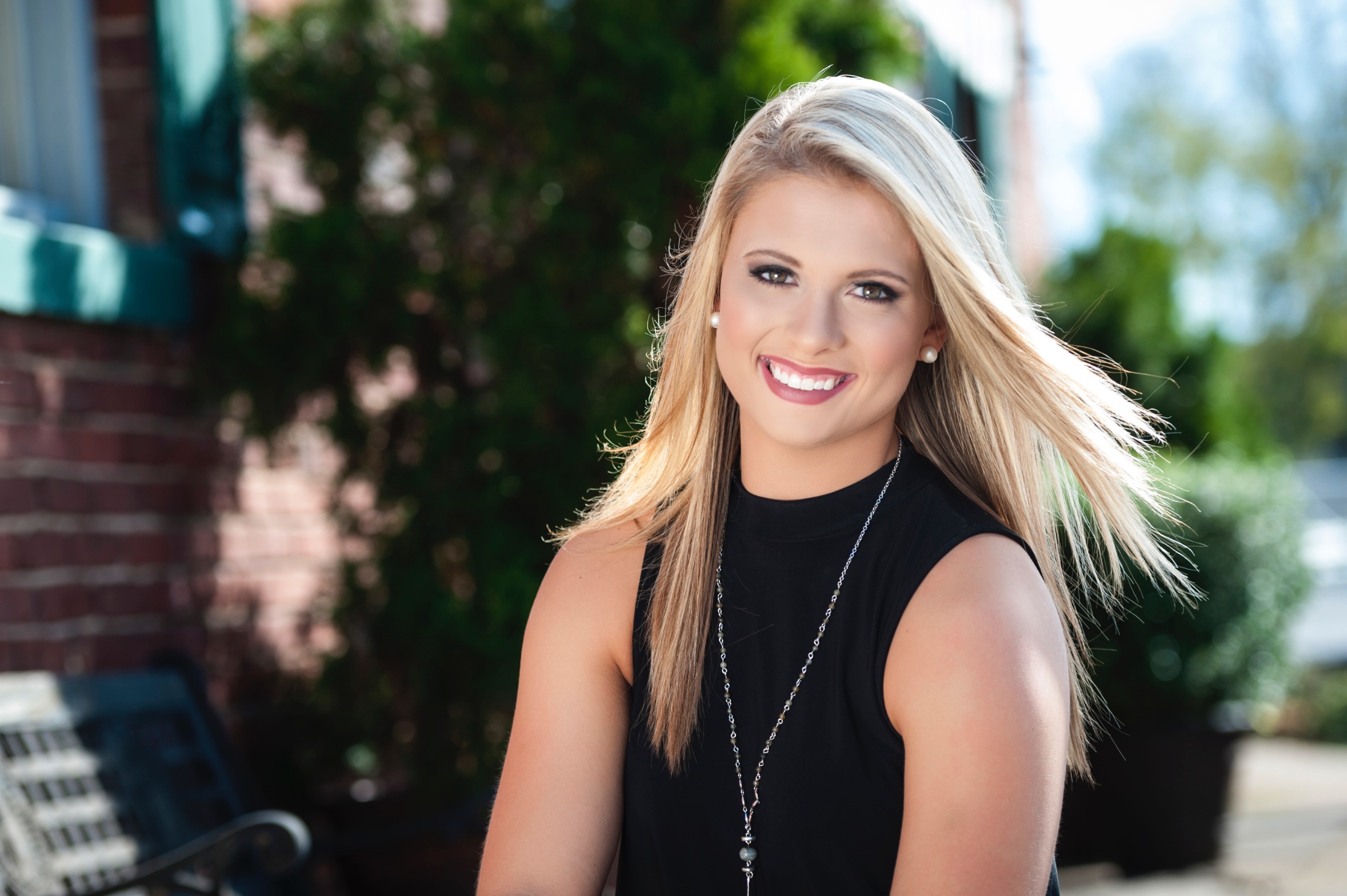 Noelle Bell Photography Knoxville TN Senior Portrait, Teen, Children