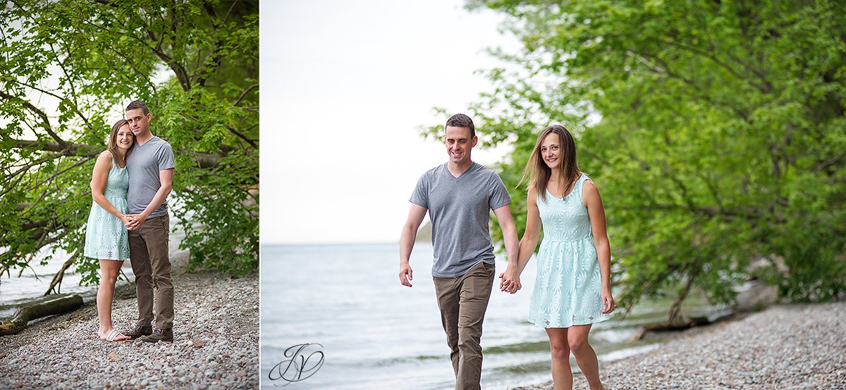 waterfront engagement photos chimney bluffs state park