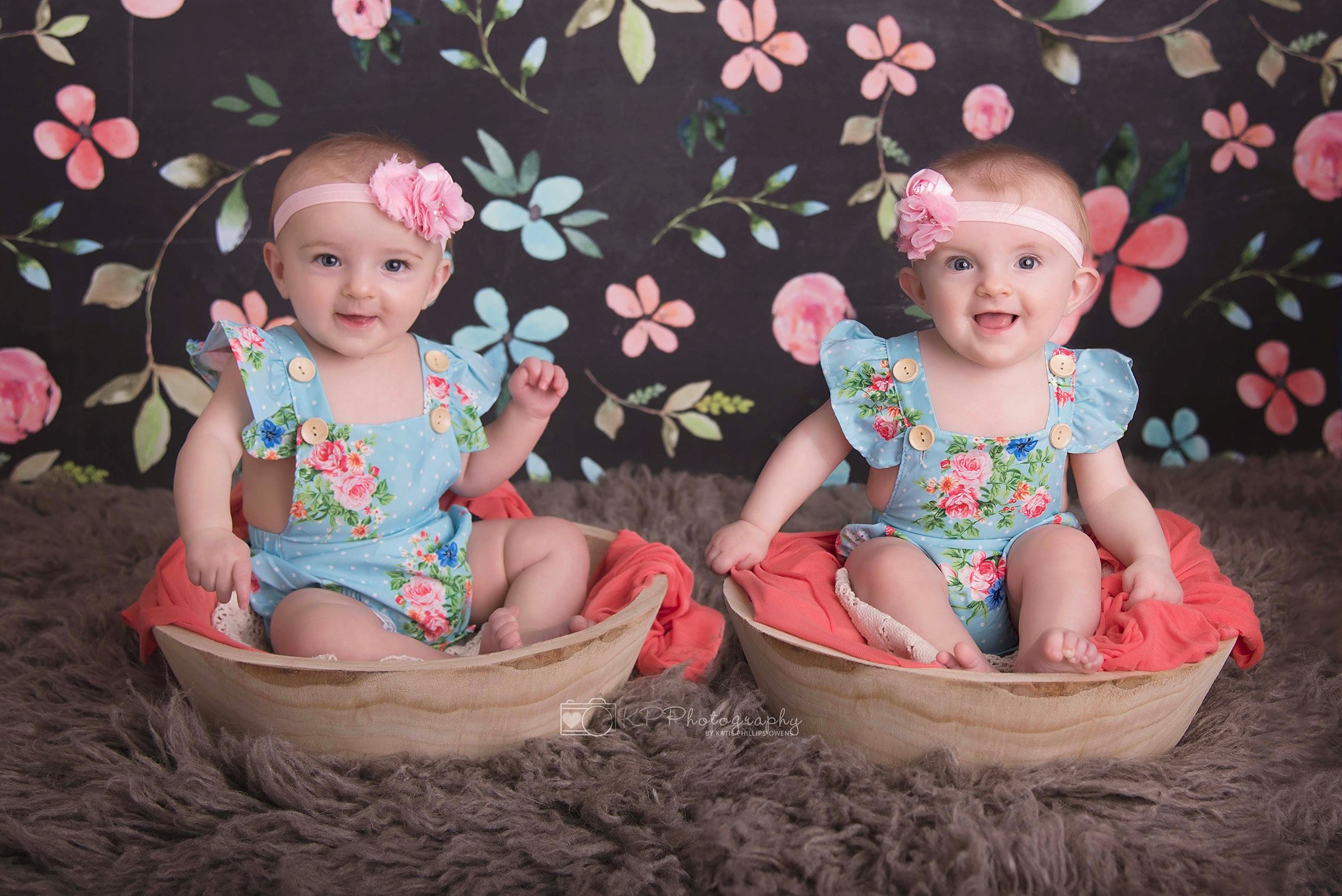 Six Month Old Twins Session At Kp Photography In Norfolk Nebraska Kp