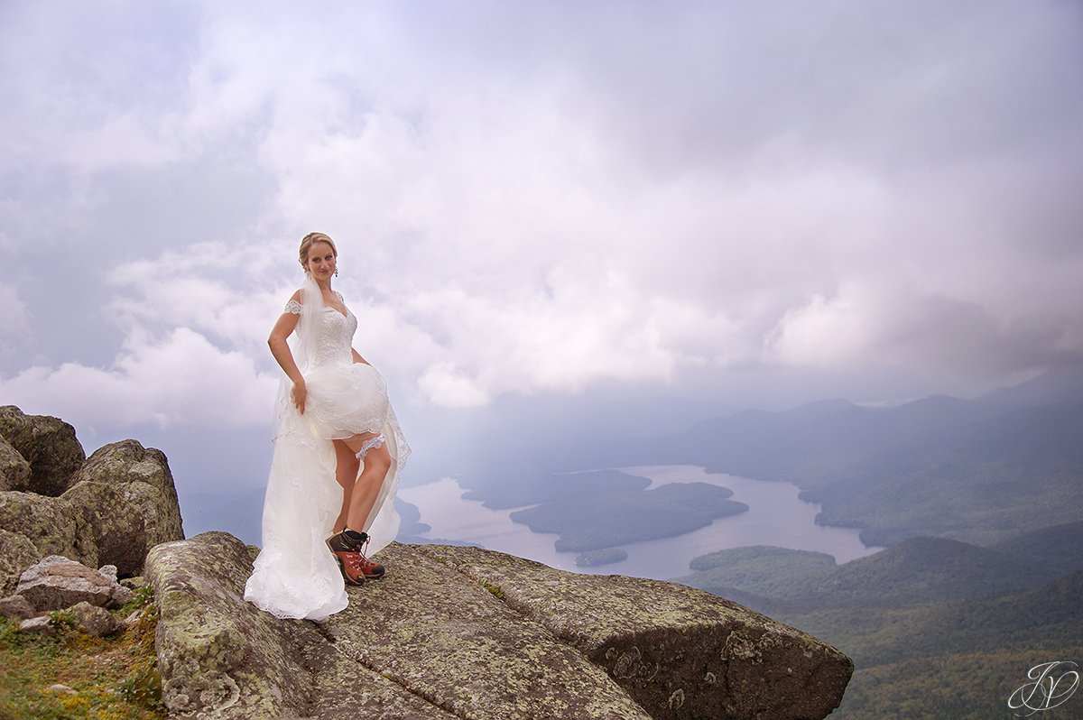 bride and groom whiteface mountain