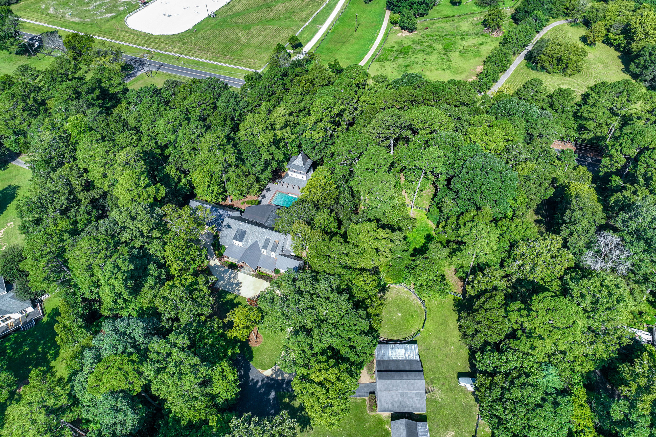 AERIAL VIDEOS - Luxury Level Media