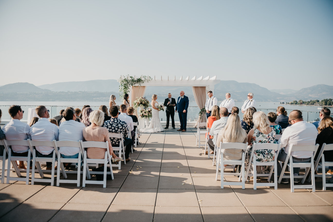 The Best Kelowna wedding photographer for intimate celebrations