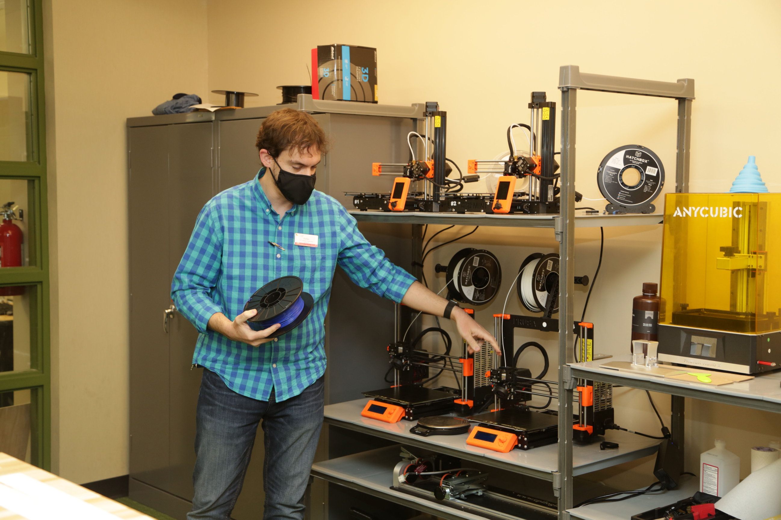 THE MAKER STUDIOS - Friends of the Delaware County District Library Inc.