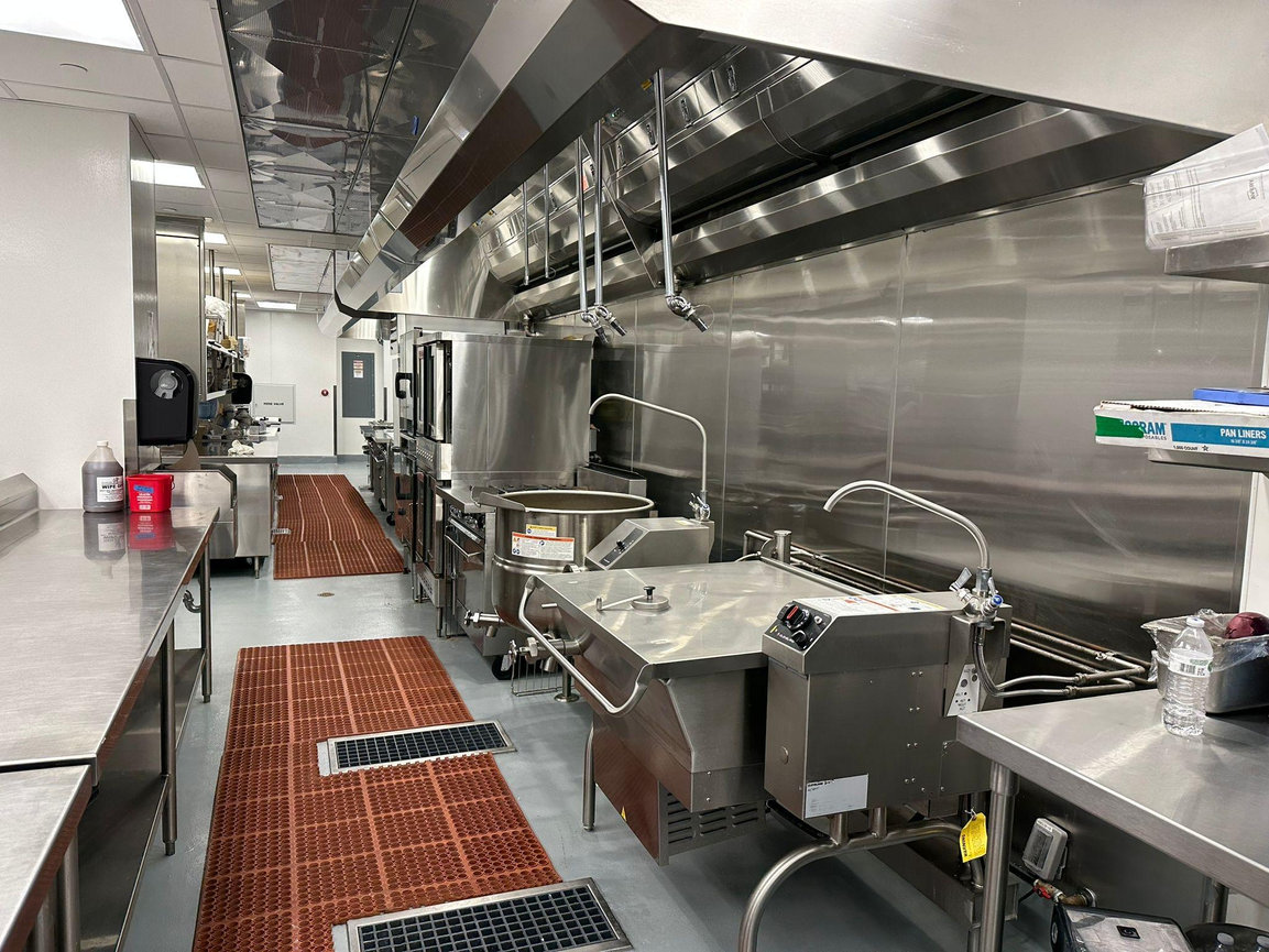 full commercial kitchen deep cleaning Las Vegas stainless steel cleaning restaurant equipment sanitation floor degreasing kitchen restoration