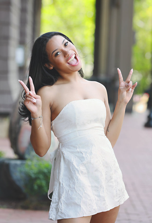 Senior portraits in Greenville, South Carolina that celebrate personality with a clean, modern feel.