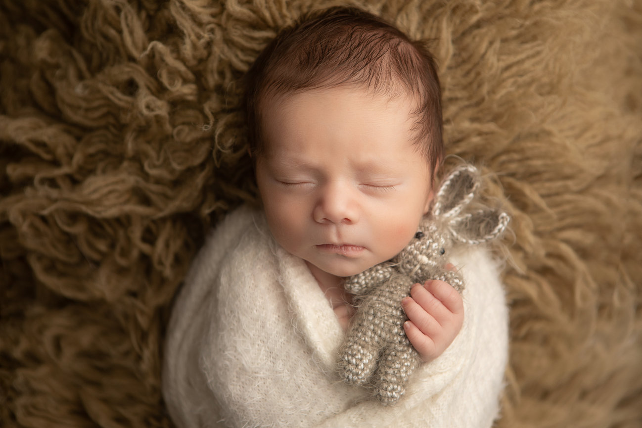 moreno valley newborn photographer, moreno valley newborn photography, moreno valley maternity photographer, photographer near moreno valley, moreno valley baby photographer,