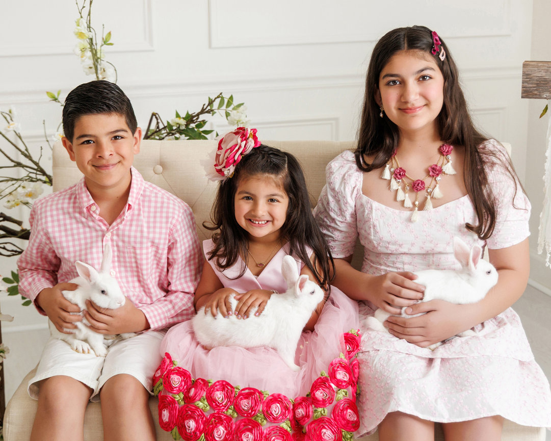 Professional Easter Bunny portraits for kids in Clarksville Tennessee