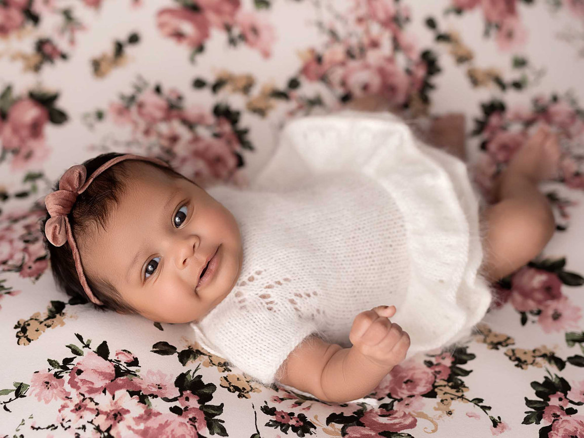 connecticut newborn photographer, newborn photography near me, newborn portraits connecticut, infant portrait sessions near me