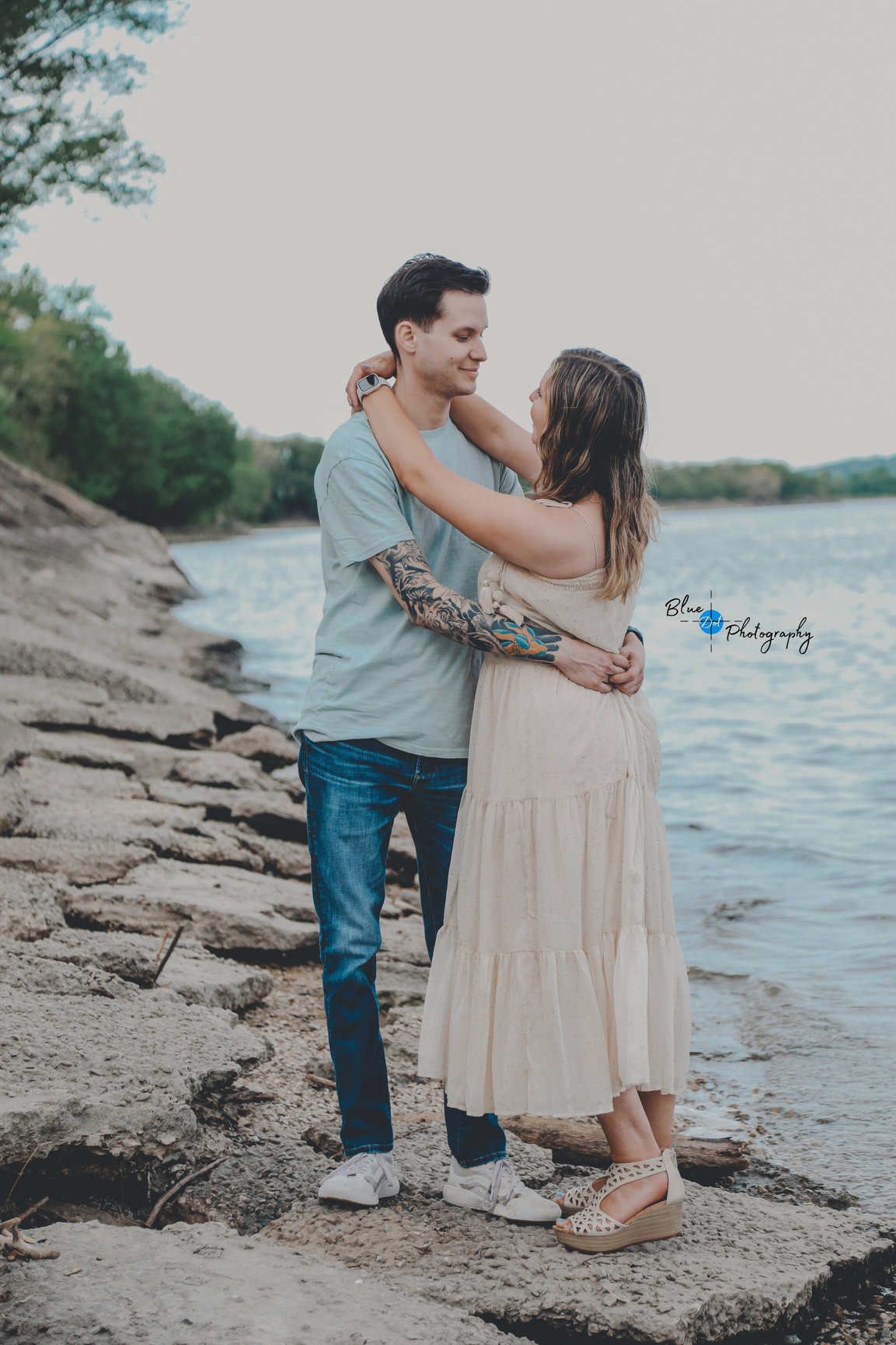Sneak peek of Jasmine & Brandon's Portraits! Blue Dot Photography