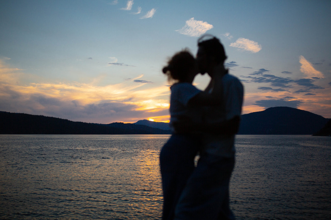Professional proposal session photography for Saltspring Island clients by Billie Woods Photography.