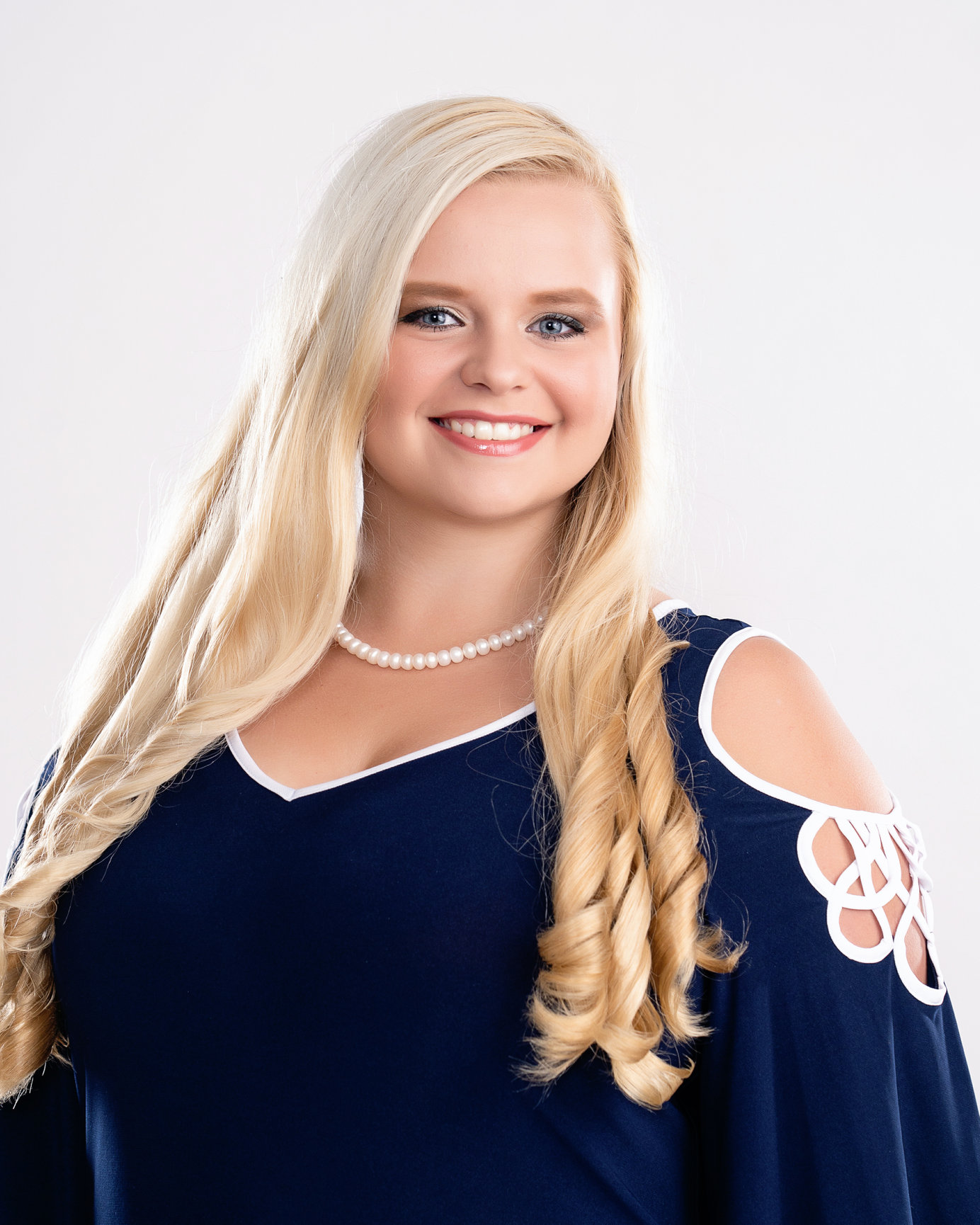 Butler Studio Distinguished Young Woman Contestant Headshots