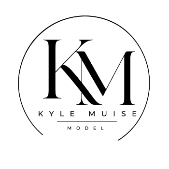 Chanda Vitucci-Muise Logo