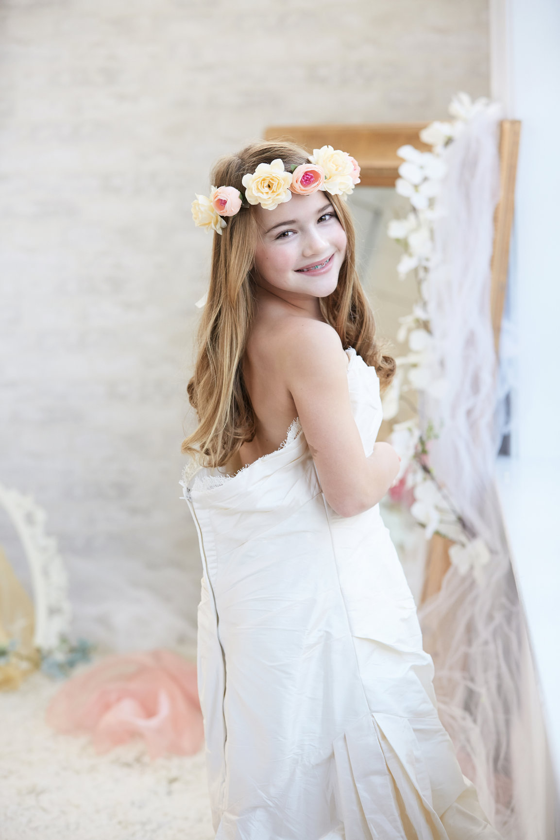 MOMS KEEPSAKE WEDDING DRESS - Peters Photography