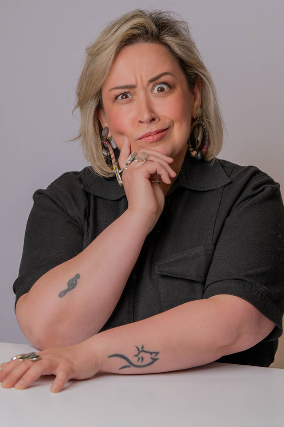 jo hayes images charlotte portrait personal branding headshot photography clt nc photographer headshot with personality