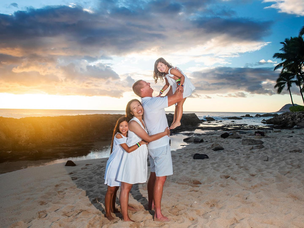 Waikiki Photographer  Hilton Hawaiian Village Photographers