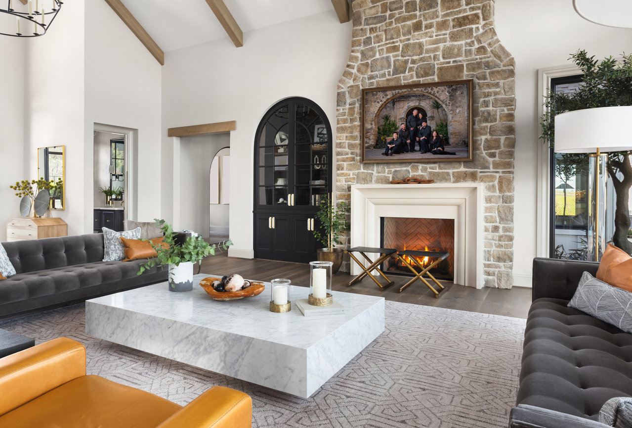 Artistic Images | Luxury Fine Portraiture & Custom Wall Art